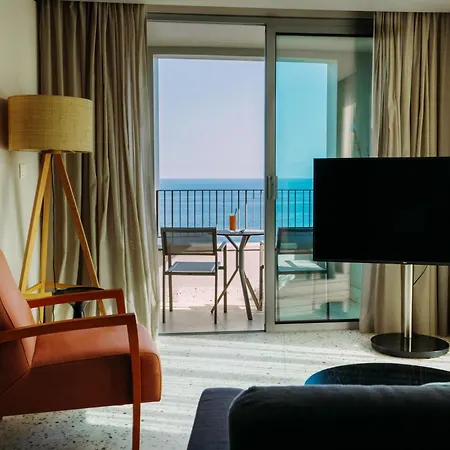 Next - By Savoy Signature Otel 4*