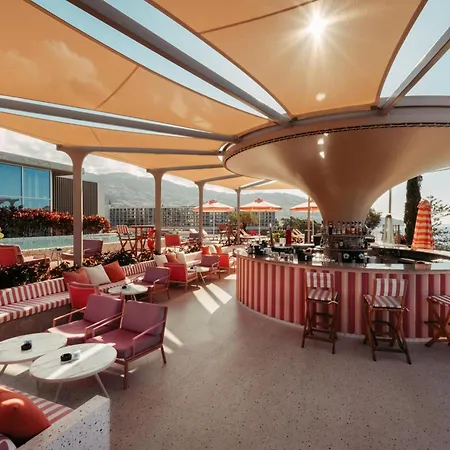 Next - By Savoy Signature Funchal