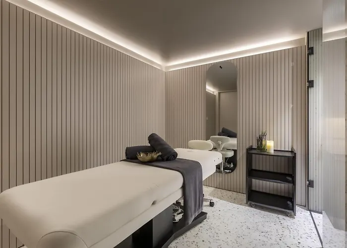 Hotel Next - By Savoy Signature Funchal (Madeira)