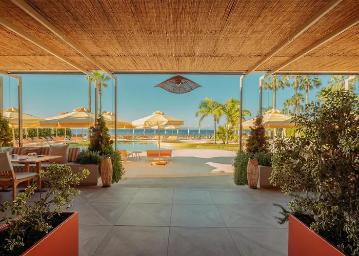 Hotel Next - By Savoy Signature Funchal (Madeira)