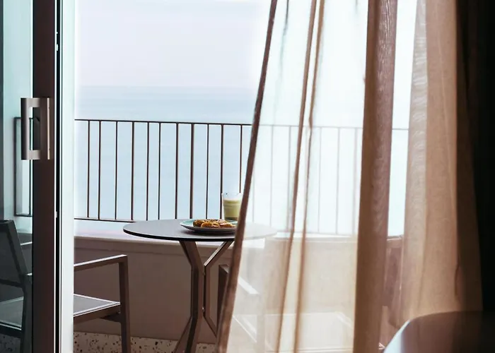 Next - By Savoy Signature 4* Funchal (Madeira)