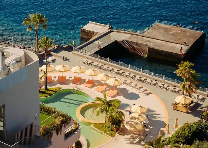 Next - By Savoy Signature Hotel 4*