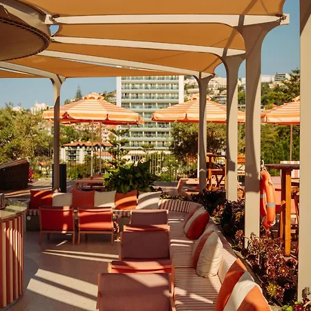 Next - By Savoy Signature Отель