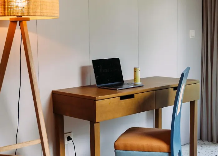 酒店 Next - By Savoy Signature 4*