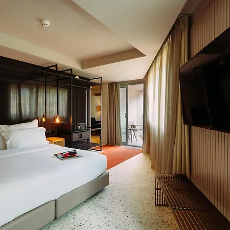 Next - By Savoy Signature فونشال