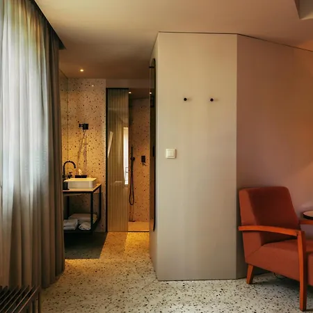 فندق Next - By Savoy Signature فونشال