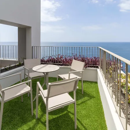 Next - By Savoy Signature فندق 4*