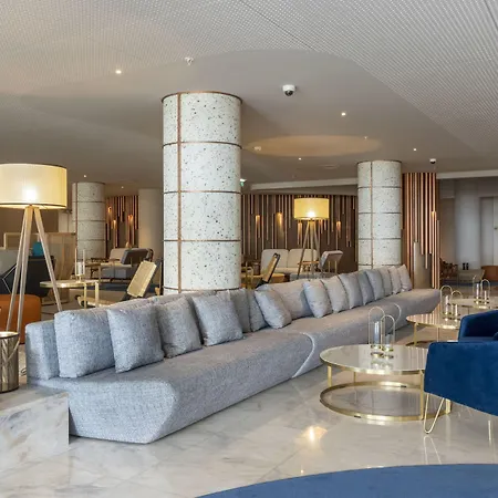 Next - By Savoy Signature Hotel 4*