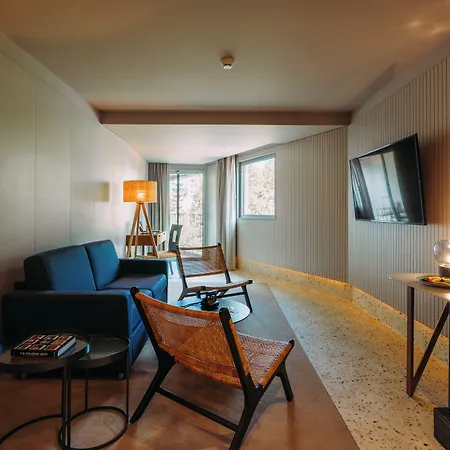 Hotel Next - By Savoy Signature