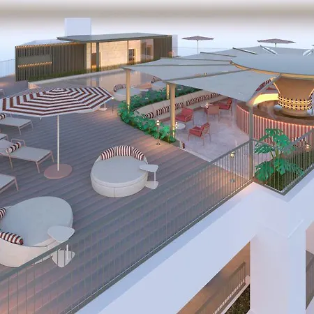 Next - By Savoy Signature Hotel 4*