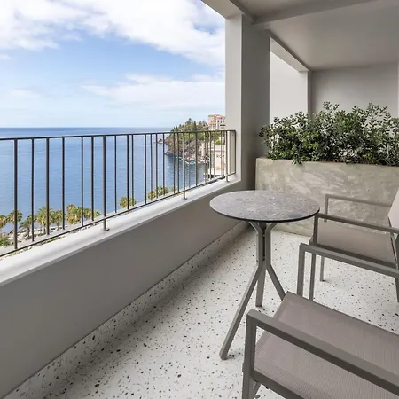 Next - By Savoy Signature Funchal (Madeira)