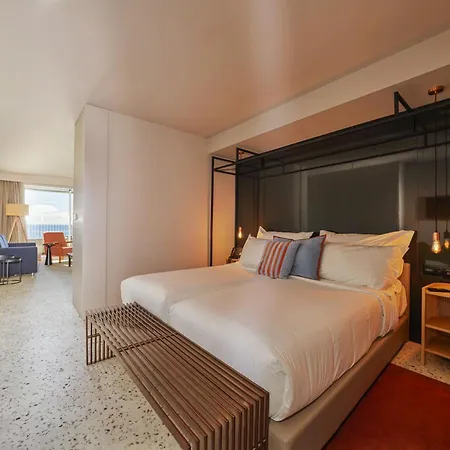 Next - By Savoy Signature Hotel 4*
