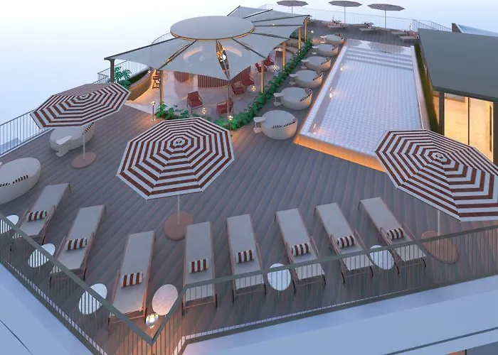 Next - By Savoy Signature Hotel Funchal (Madeira)